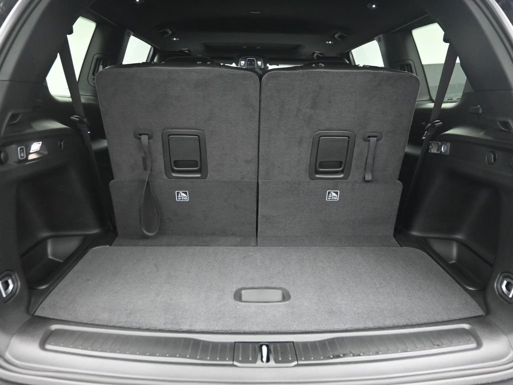 New 2026 Baltic Gray Metallic Clear-Coat Exterior Paint Jeep Altitude image 12
