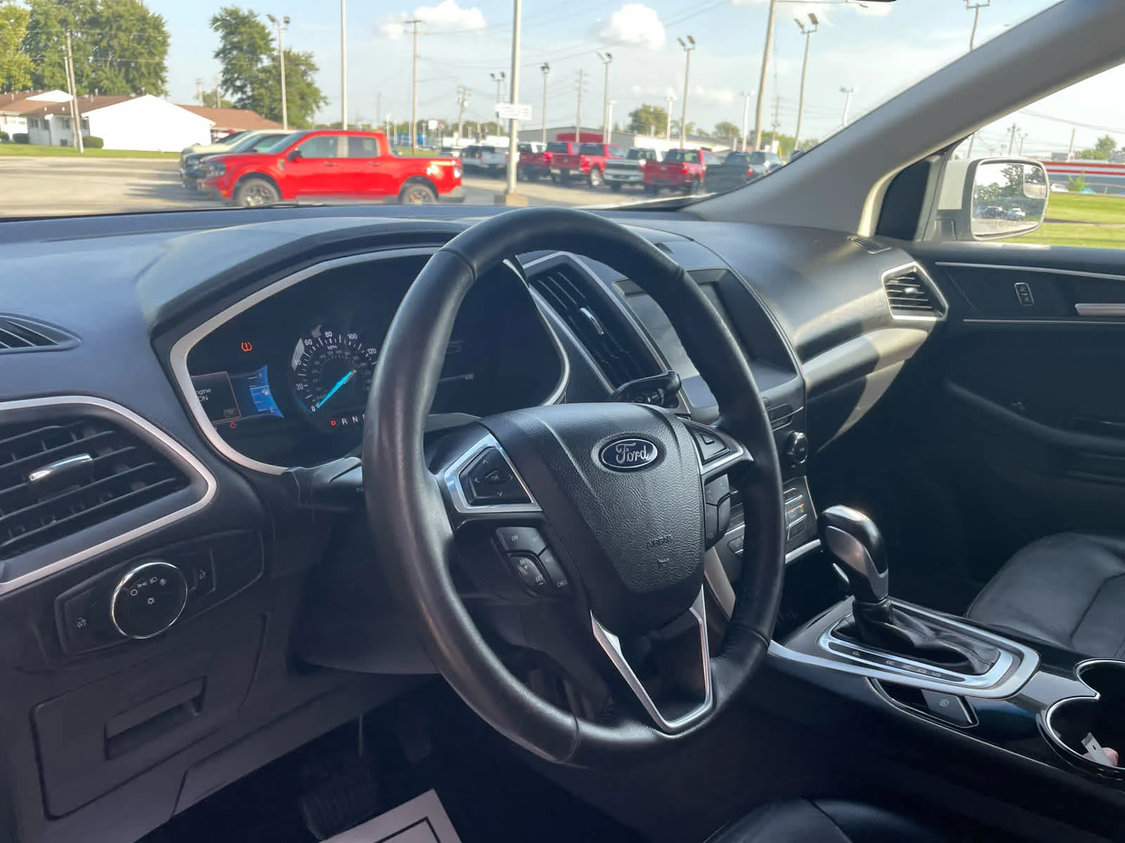 Used 2015 White Platinum Metallic Tri-Coat Ford SEL image 9