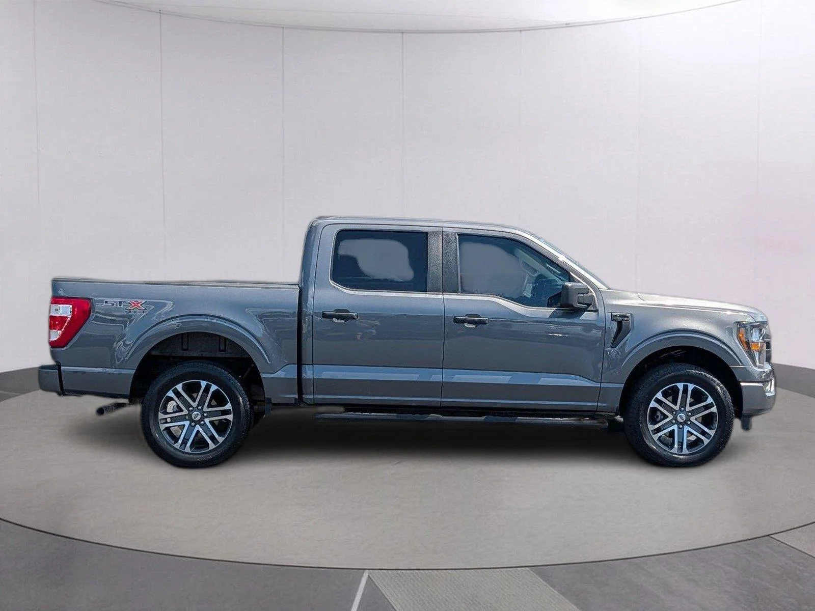 Used 2023 Carbonized Gray Ford XL image 7