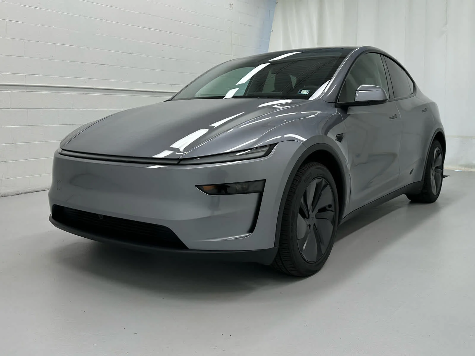 Used 2026 Quicksilver Tesla Premium image 4