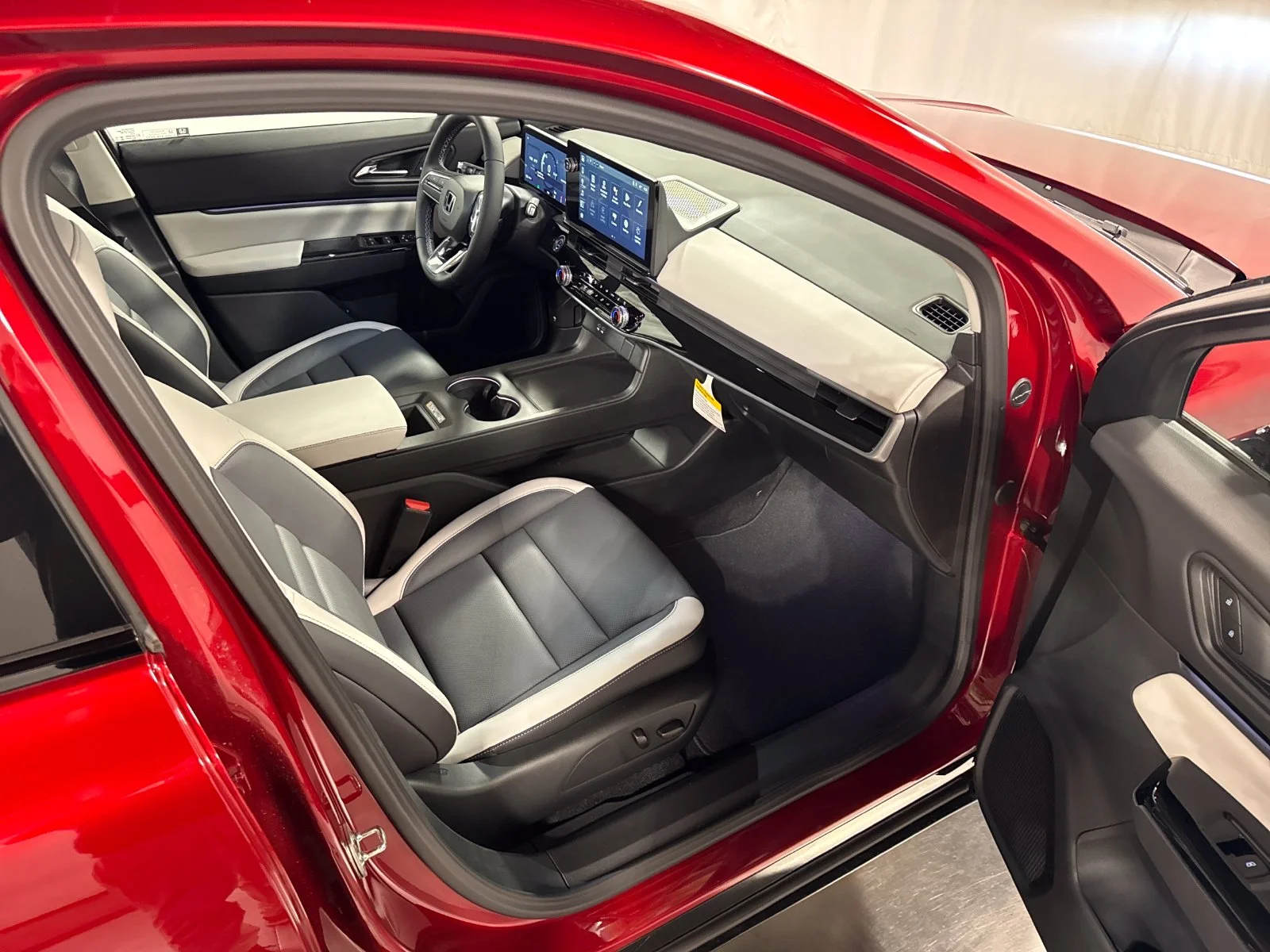 New 2026 Scarlet Red Metallic Honda Elite image 22