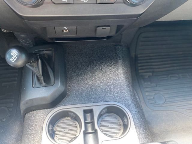 Used 2019 White Ford XL image 22