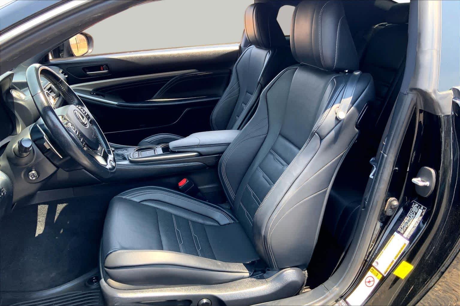 Used 2015 Obsidian Lexus  image 9