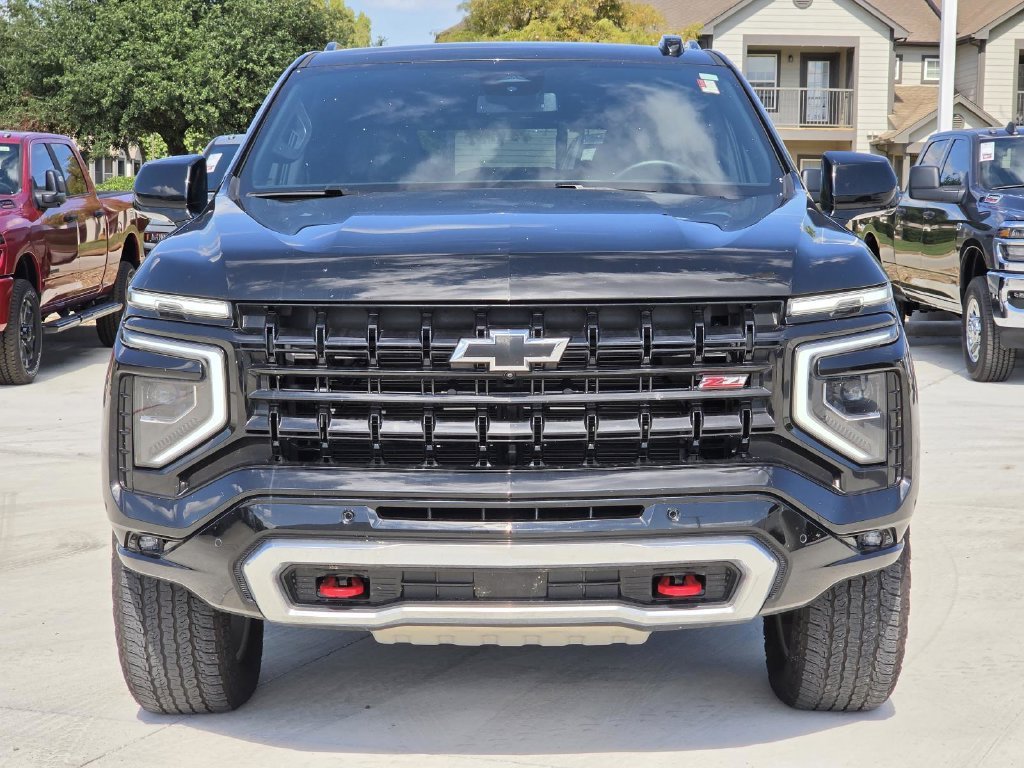 Used 2025 Black Chevrolet Z71 image 2