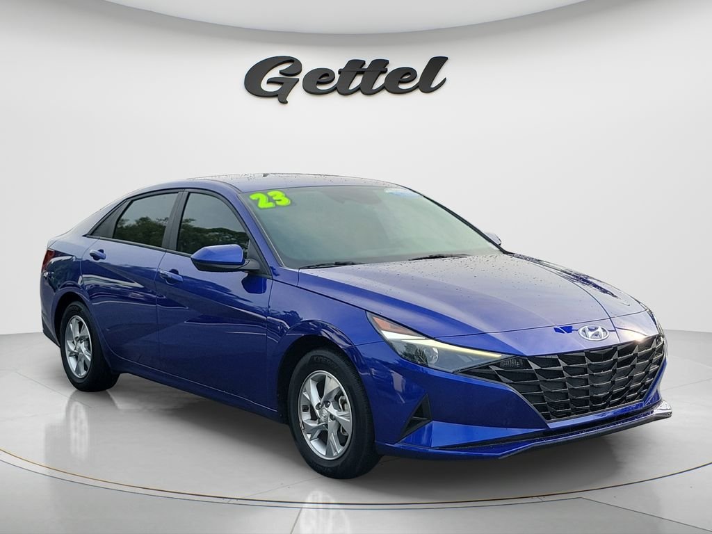 Certified Used 2023 Blue Hyundai SE image 3