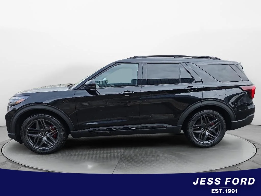 New 2026 Agate Black Metallic Ford ST image 2