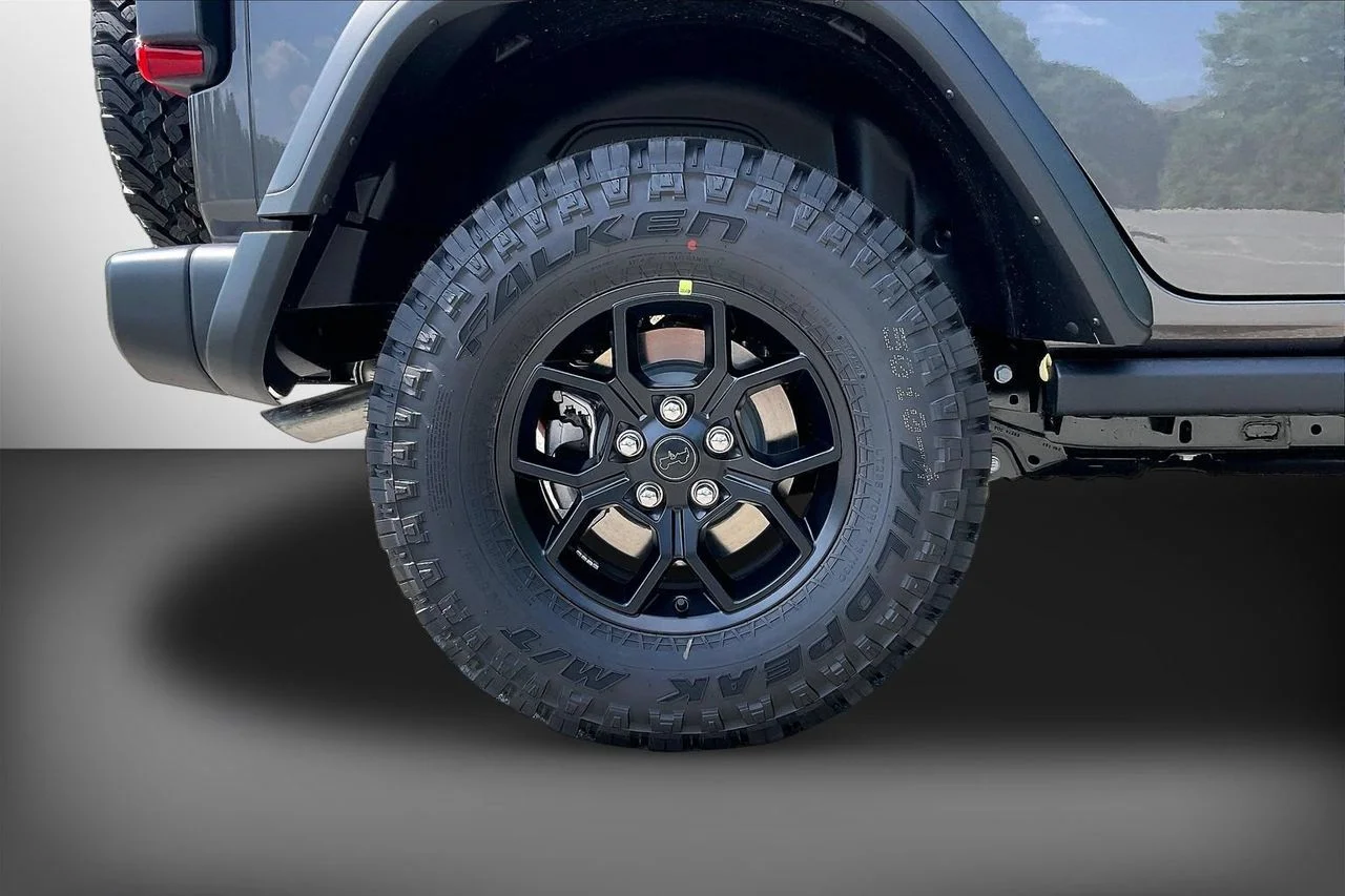New 2026 Granite Crystal Metallic Clearcoat Jeep Willys image 32