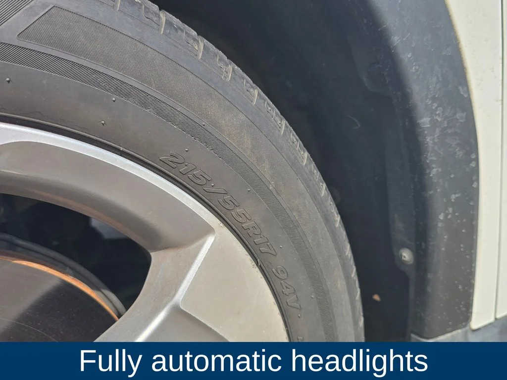 Used 2019  Honda LX image 10
