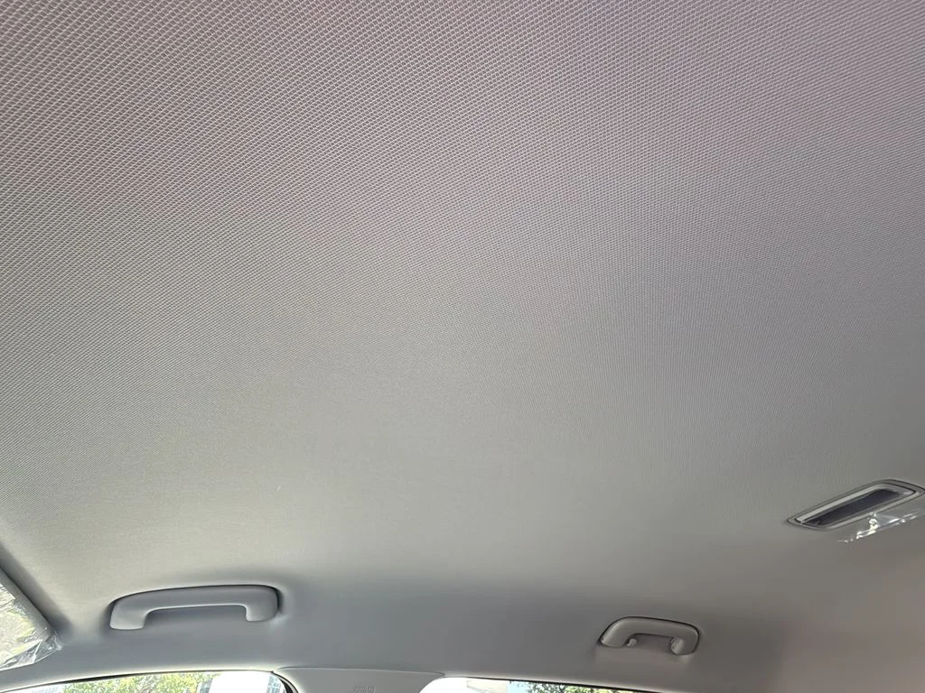 New 2026 Glacial White Pearl Kia LX image 19