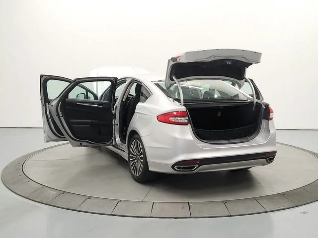 Used 2018 Silver Ford Titanium image 14