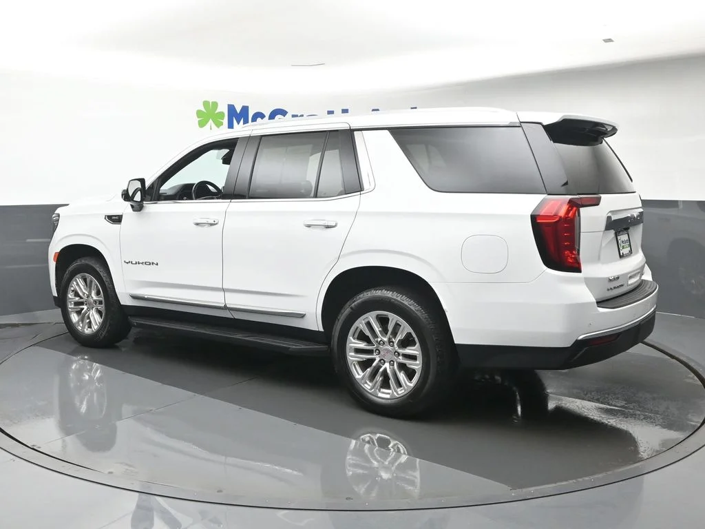 Certified Used 2022 White GMC SLT image 31