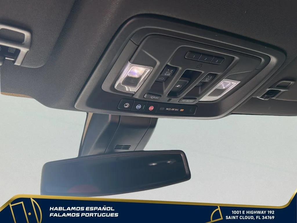Used 2022 Oxford Brown Metallic Chevrolet High Country image 23