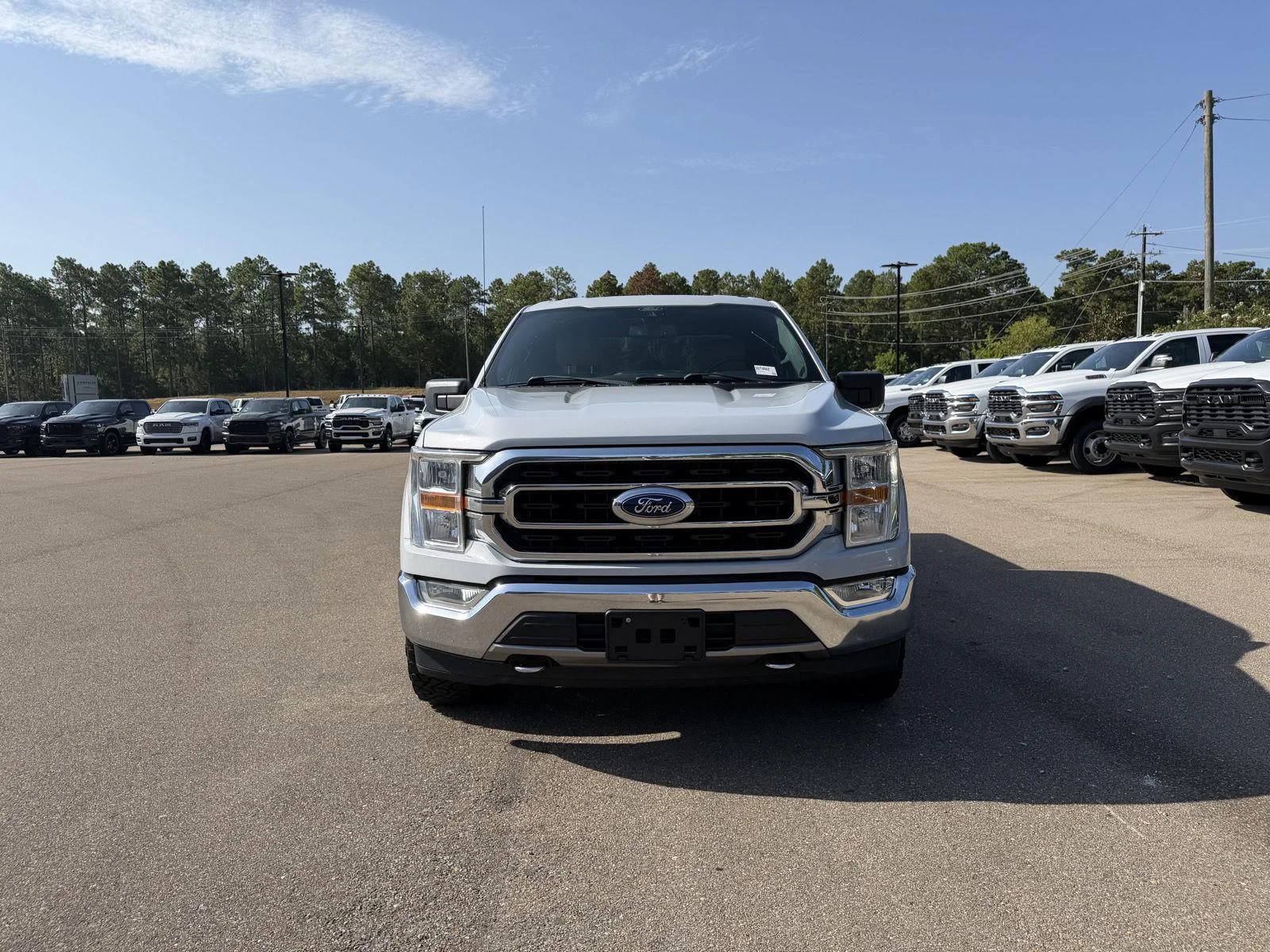 Used 2021 Space White Ford XLT image 2