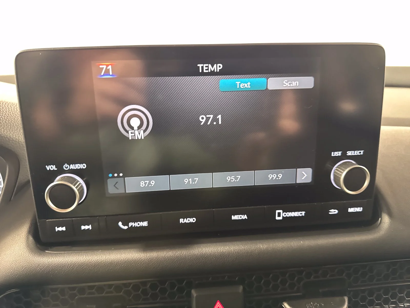 2024 Honda HR-V LX - Photo 17