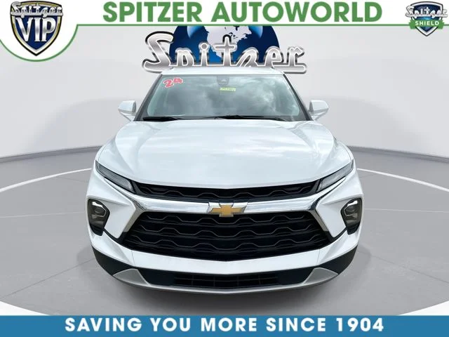 Used 2024 White Chevrolet LT image 3