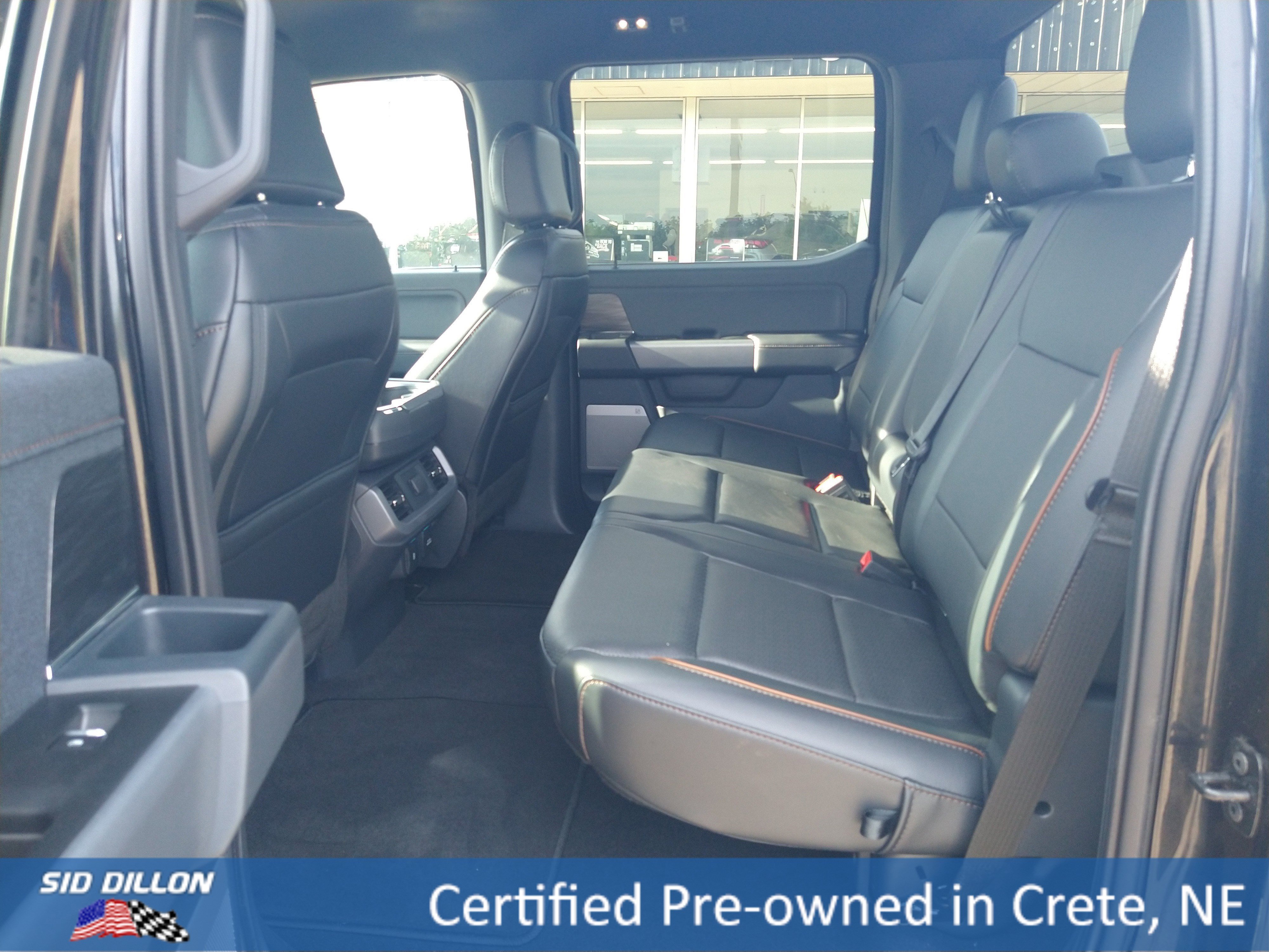 Used 2025 Agate Black Metallic Ford LARIAT image 5