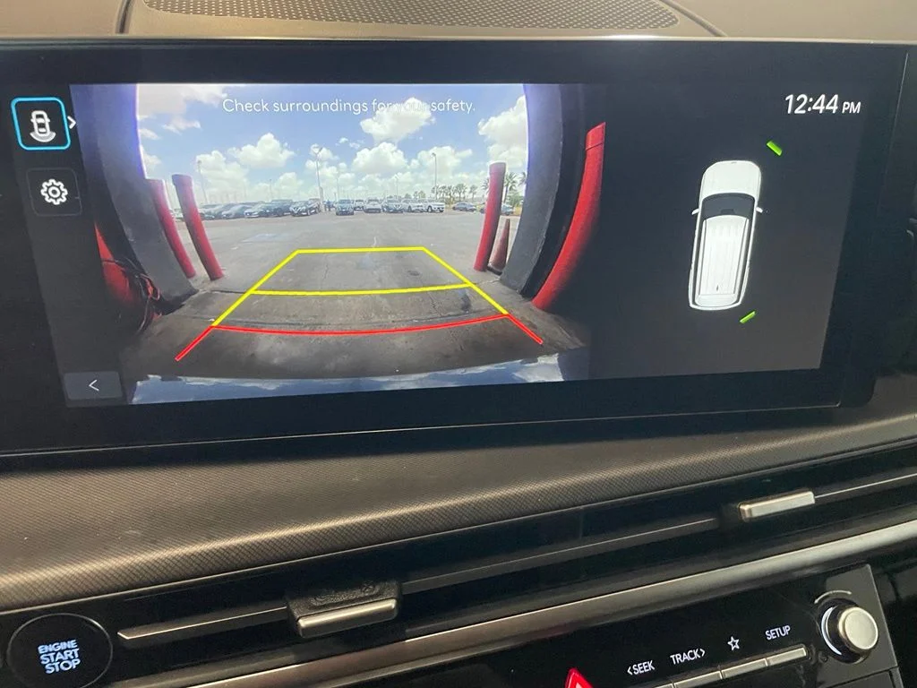 Used 2024 Gray Hyundai SEL image 8
