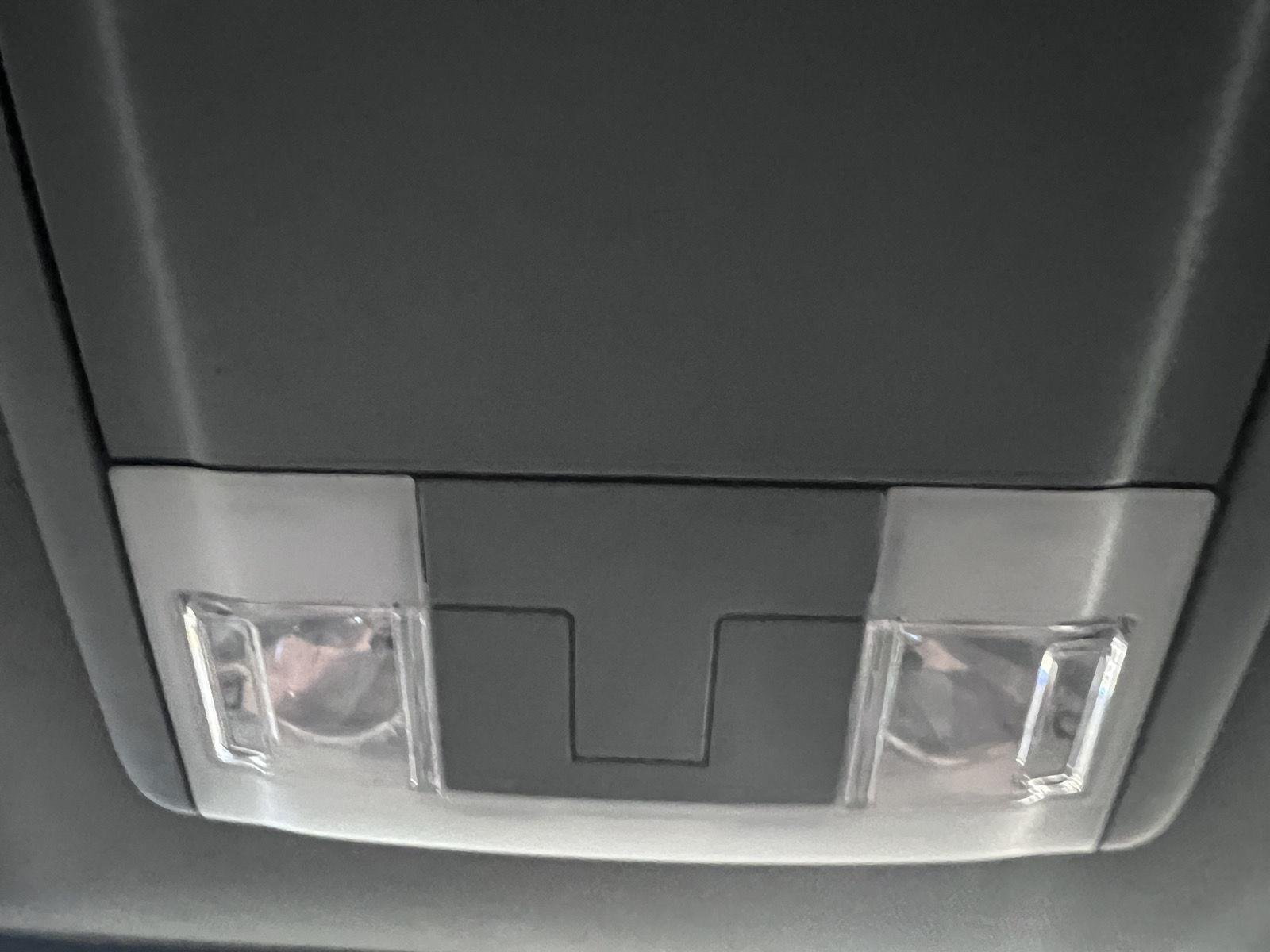 Used 2011 Tuxedo Black Metallic Ford XLT image 30