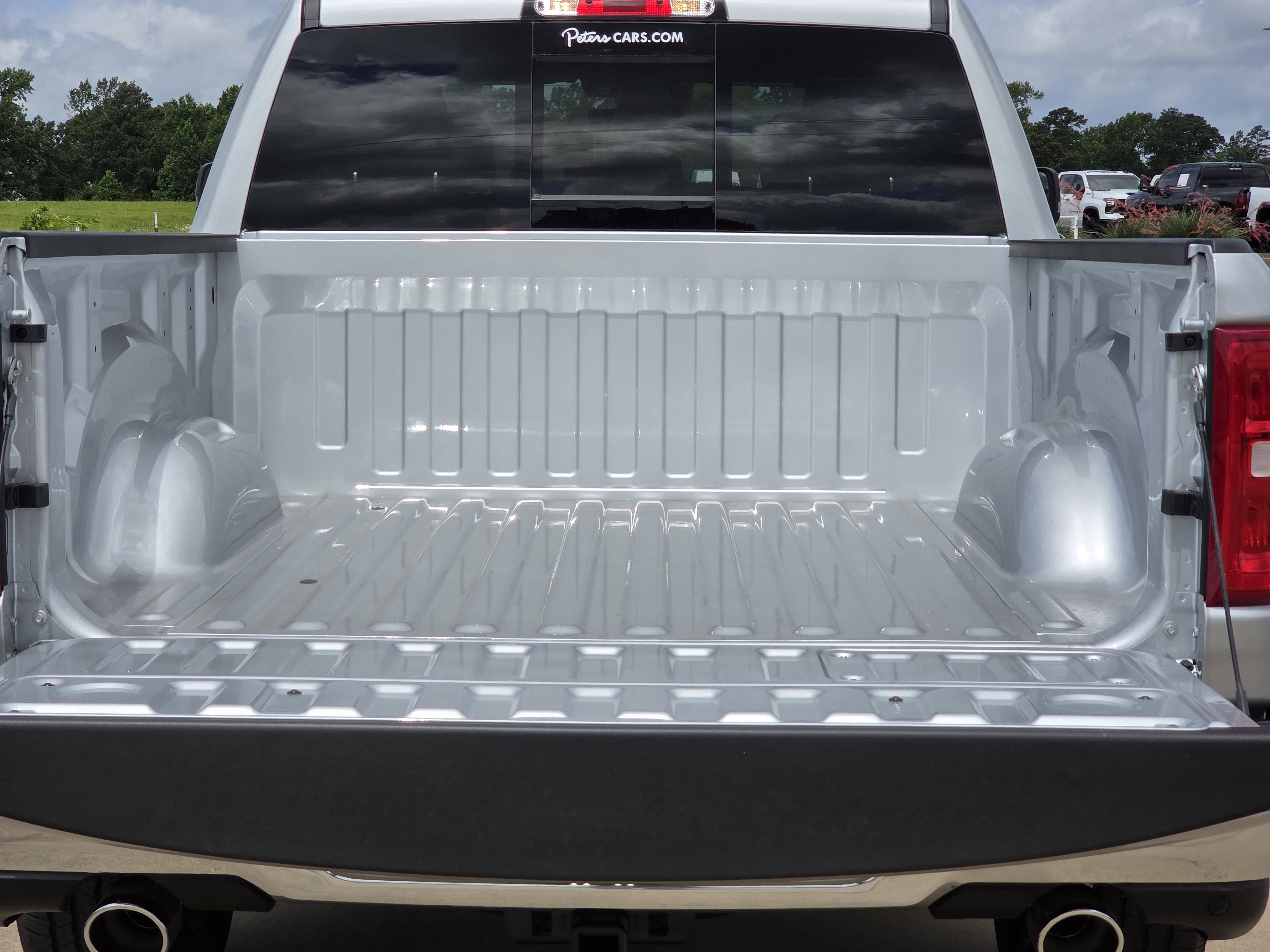 New 2026 Silver Zynith Ram Laramie image 6