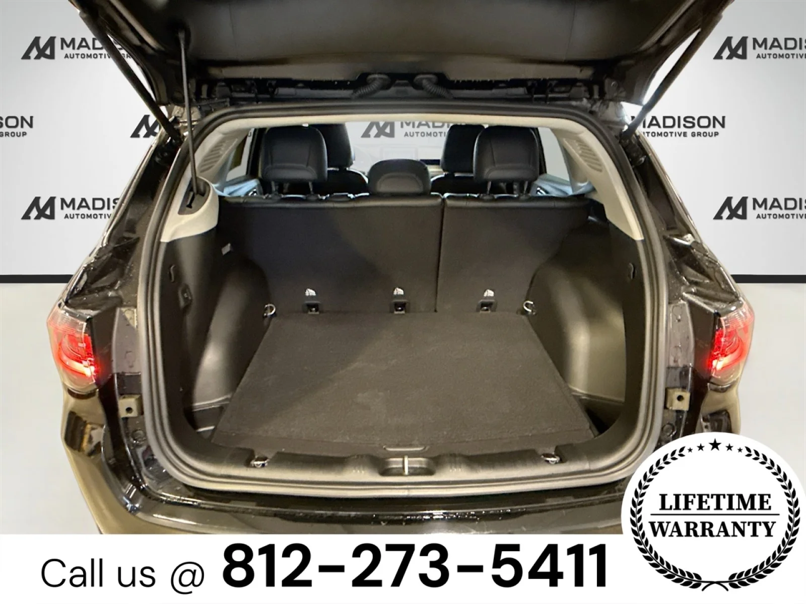 Used 2022 BLK Jeep Trailhawk image 26