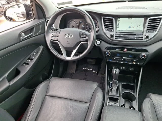 Used 2016 Black Hyundai Limited image 14