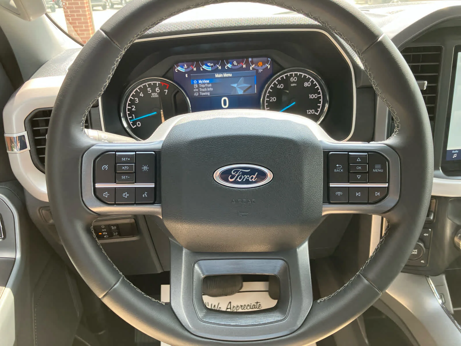 2023 Ford F-150 XLT - Photo 13