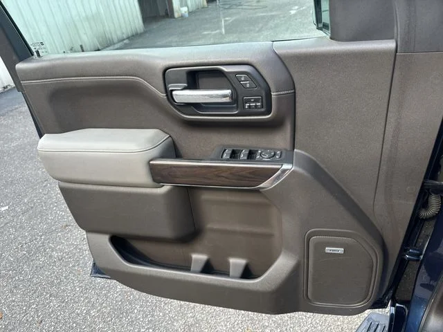 Used 2019 Blue GMC SLT image 27