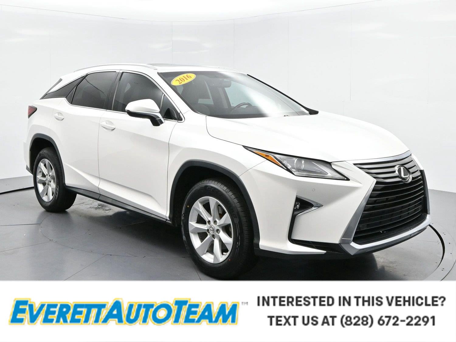 Used 2016 Eminent White Pearl Lexus FWD 4dr image 1