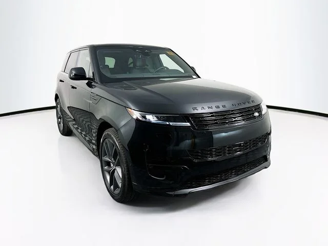 New 2026 Black Land Rover Dynamic SE image 3