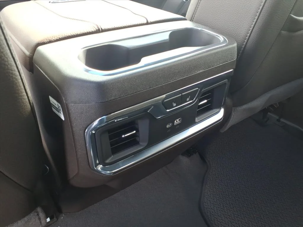 2026 GMC Sierra 2500HD Denali - Photo 7