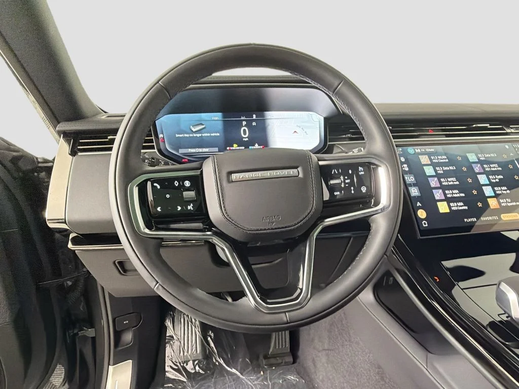 New 2026 Carpathian Grey Land Rover SE image 11