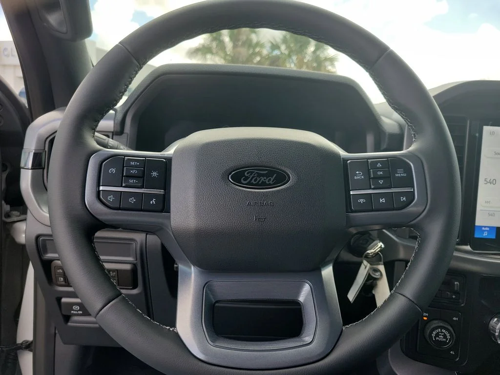 New 2026 Avalanche Ford XLT image 18