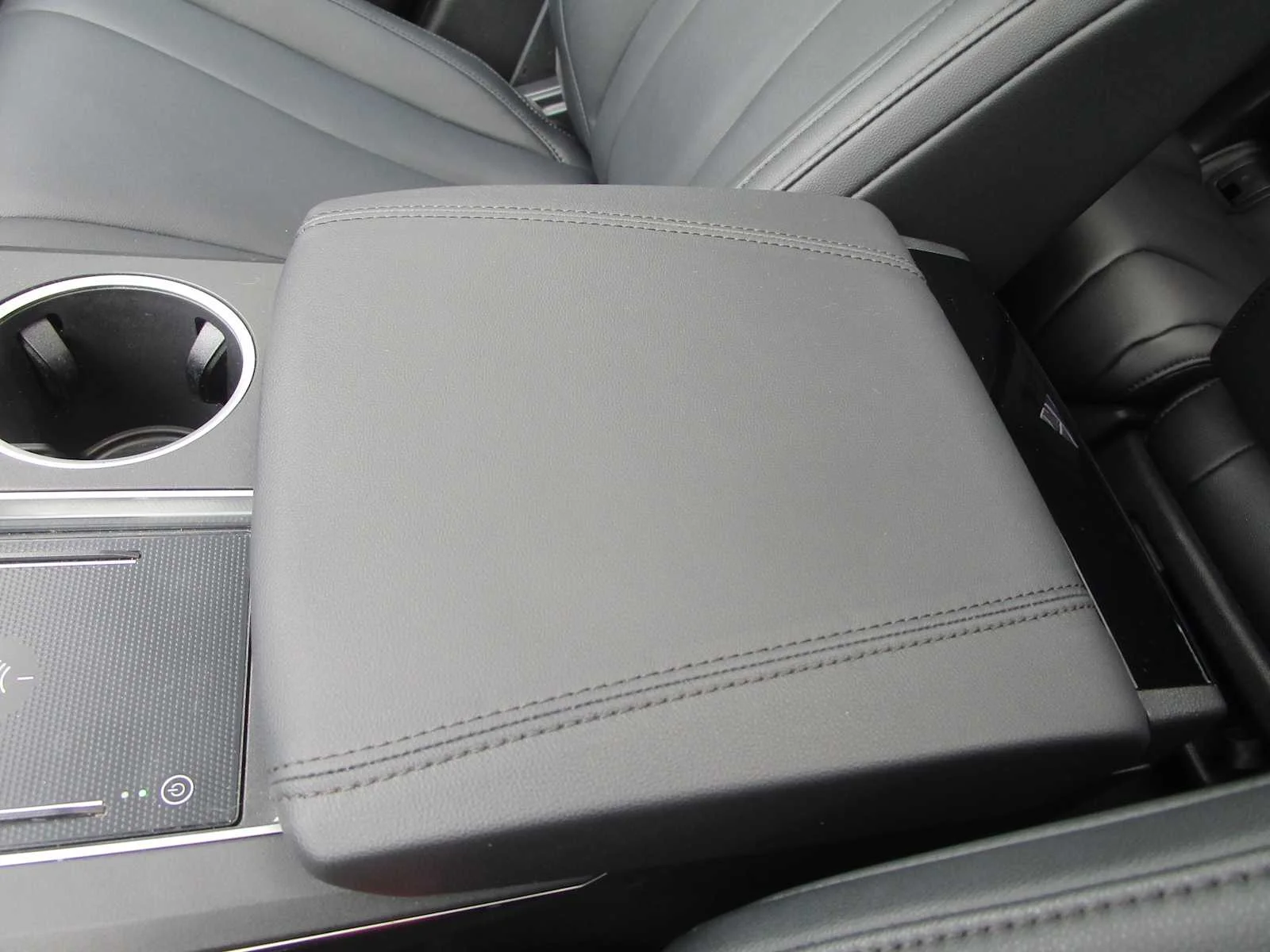 Certified Used 2024 Platinum White Pearl Acura  image 24