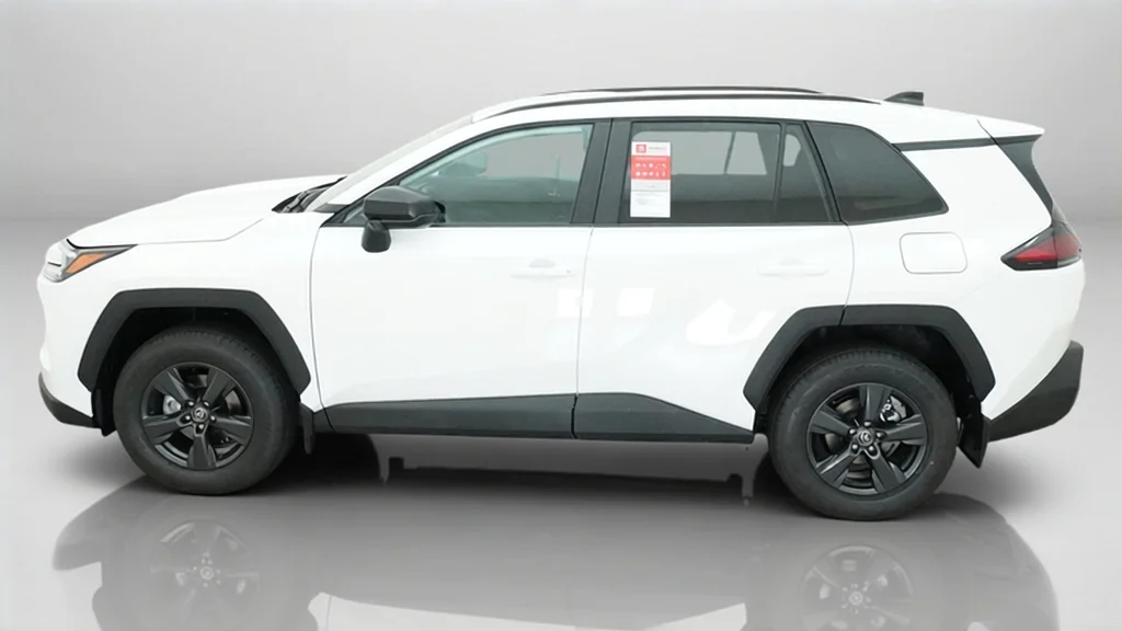 New 2026 Ice Cap Toyota LE image 2