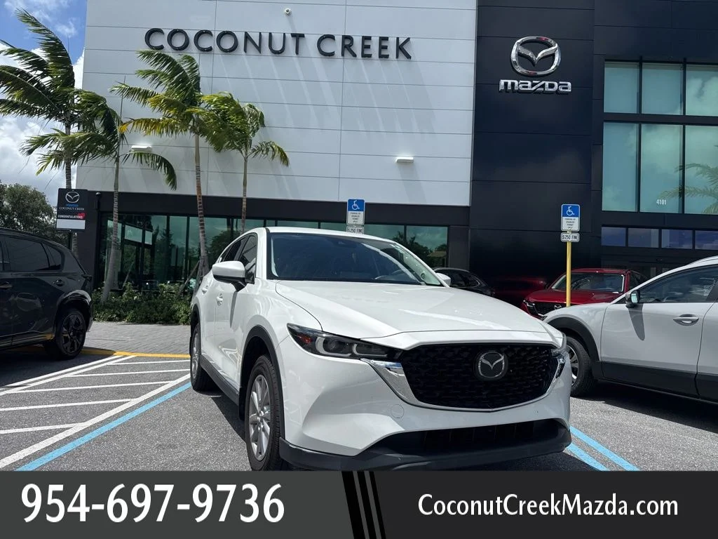 2023 Mazda CX-5 S Select Package Auto AWD's photo
