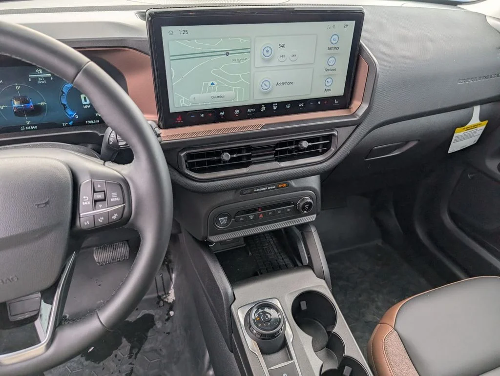 New 2025 Velocity Blue Metallic Ford Outer Banks® image 34