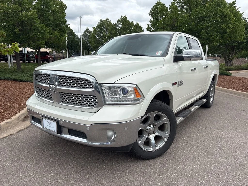 2018 RAM 1500 Laramie 4x4 Crew Cab 5'7's photo