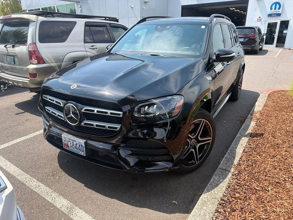 Used 2022  Mercedes-Benz GLS 450 image 2
