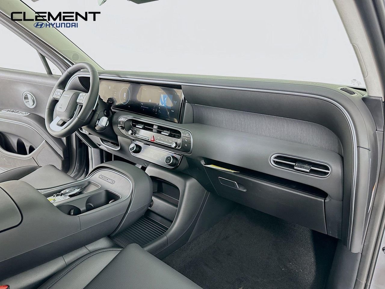 New 2026 Gray Hyundai SEL 8P image 30