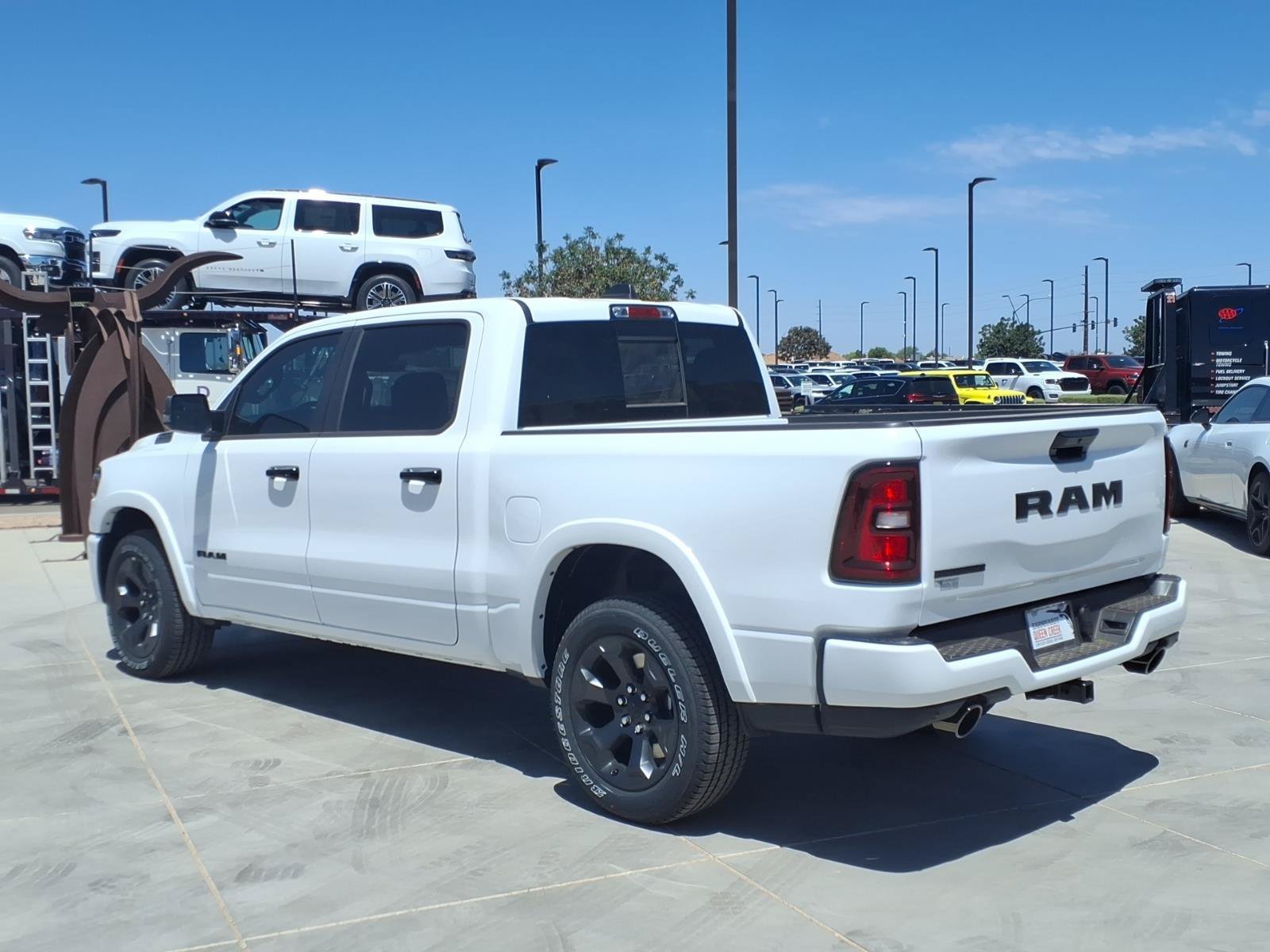 New 2026 Bright White Clear-Coat Exterior Paint RAM Big Horn image 4