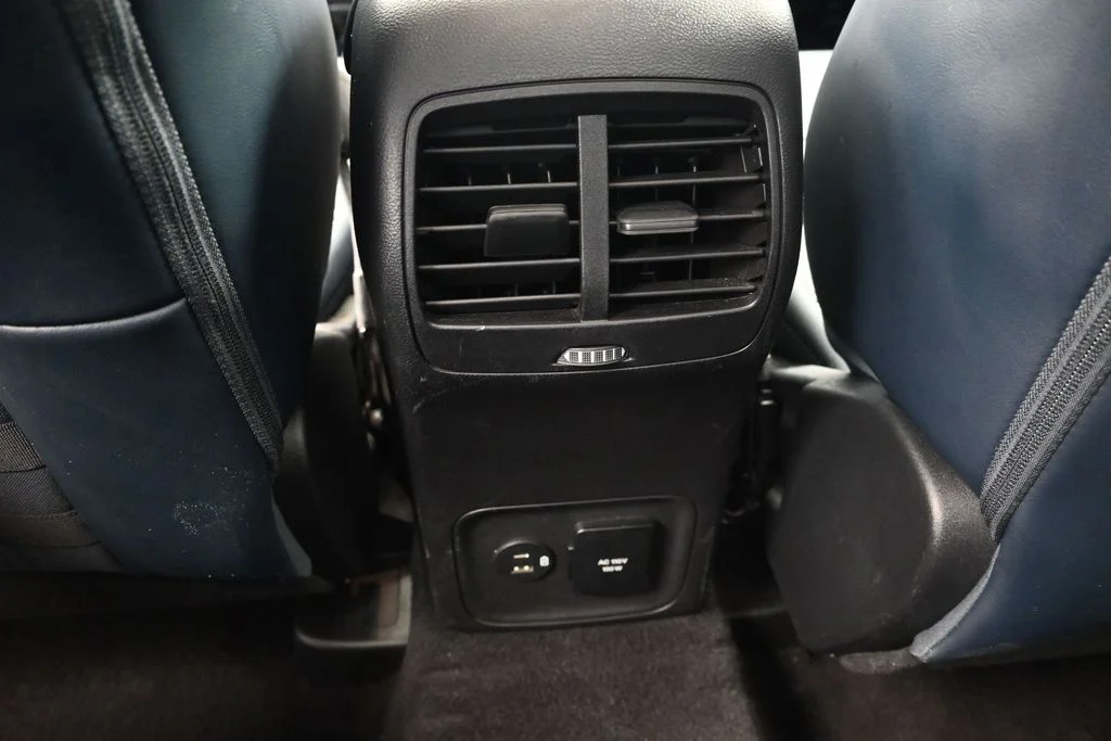 Used 2022 Blue Metallic Ford Outer Banks image 23