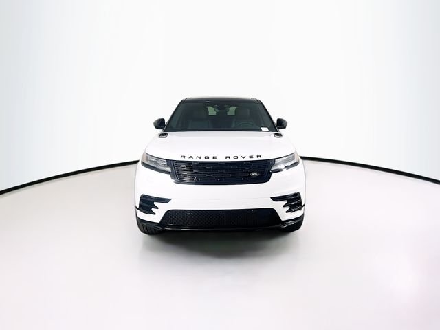 Certified Used 2026 Fuji White Land Rover Dynamic SE image 2