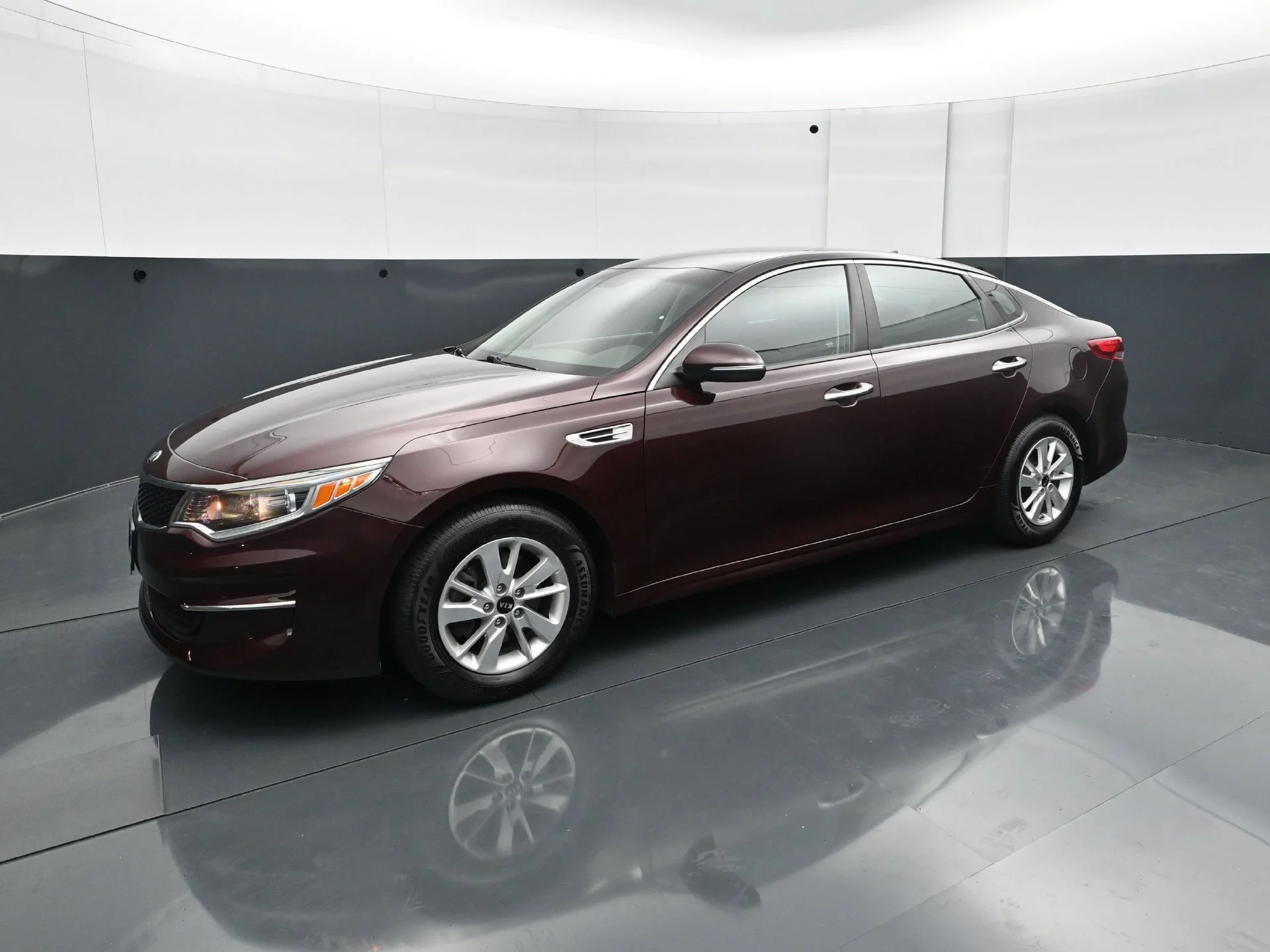 Used 2017 Kia Optima LX with VIN 5XXGT4L38HG134137 for sale in Burnsville, Minnesota