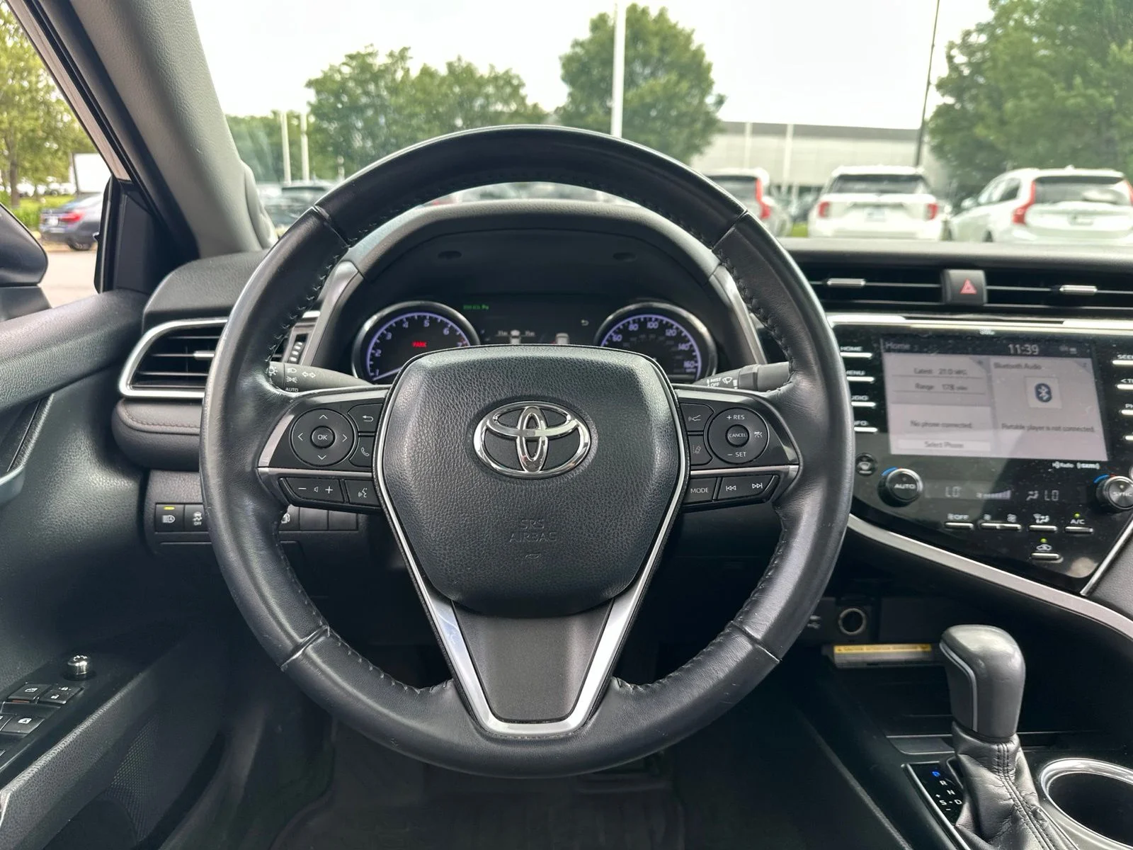 Used 2018 Blue Toyota XLE image 18