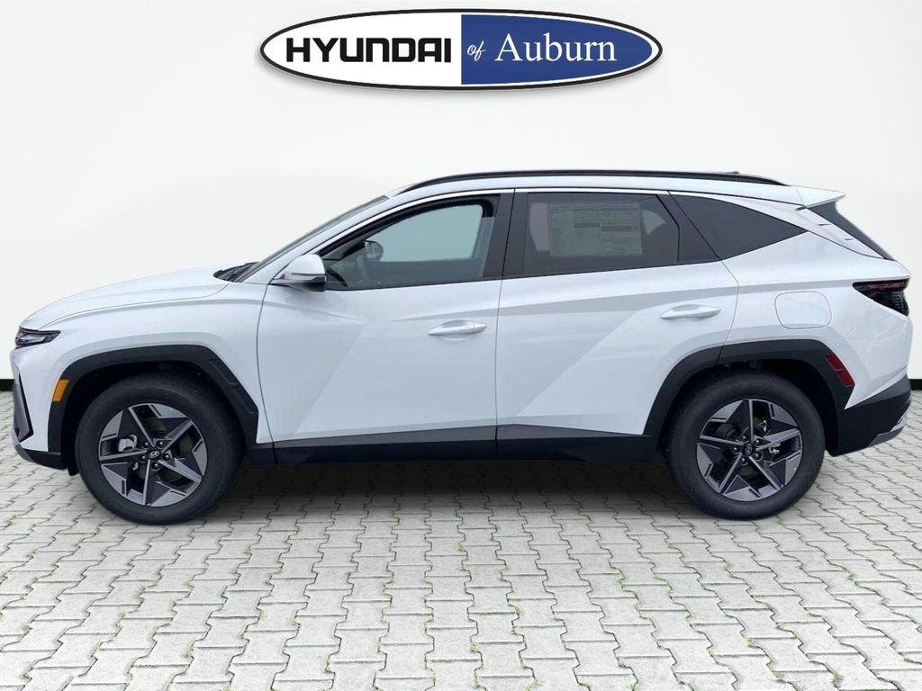 New 2026 White Hyundai SEL Premium FWD image 8