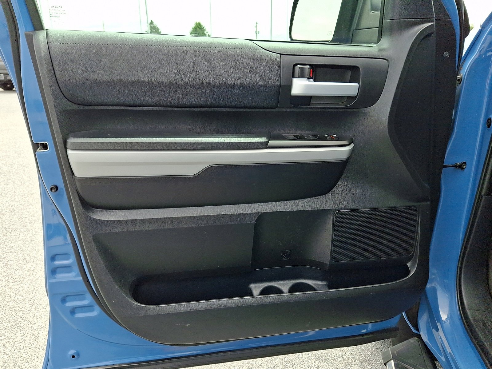 Used 2019 Cavalry Blue Toyota SR5 image 14