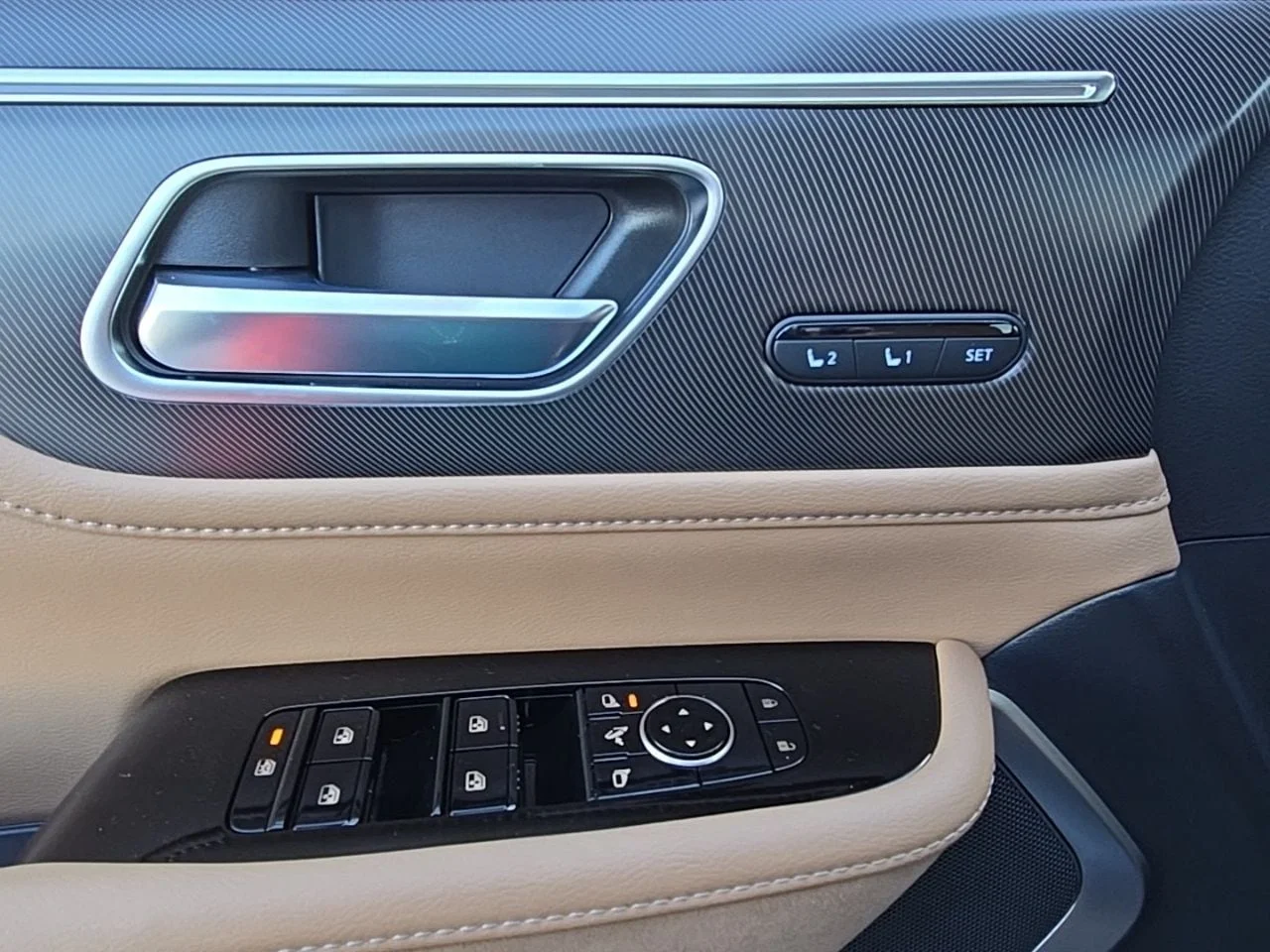New 2026 BLACK OBSIDIAN INFINITI Luxe 4WD image 12