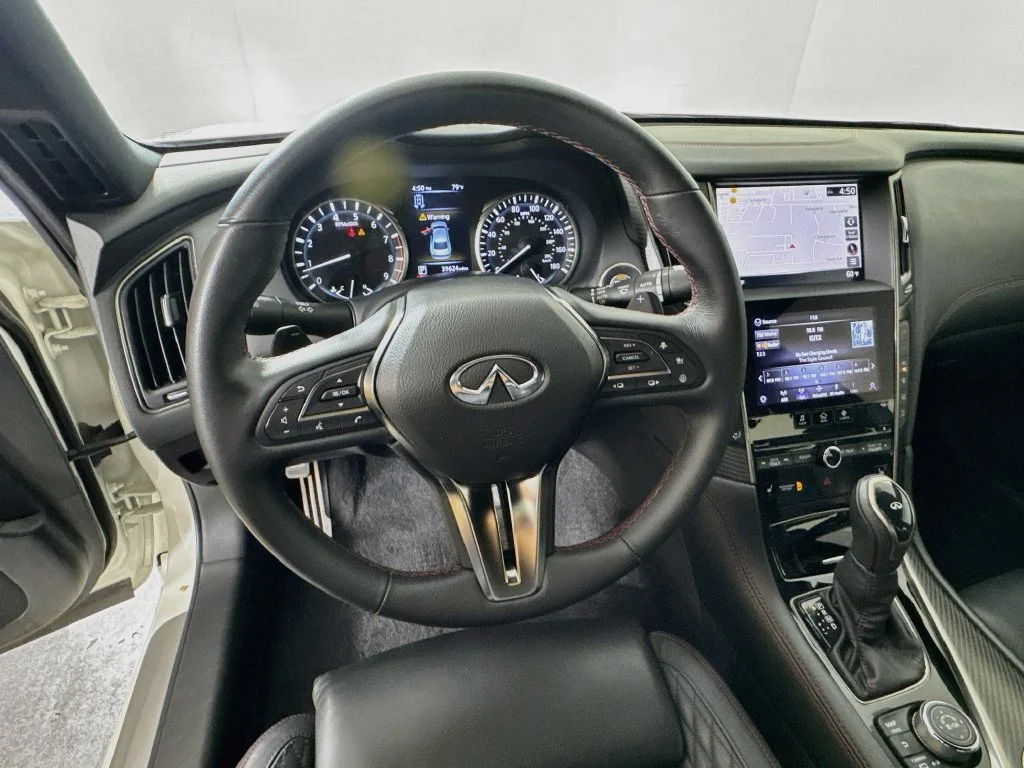 Certified Used 2023 White INFINITI Red Sport 400 image 14