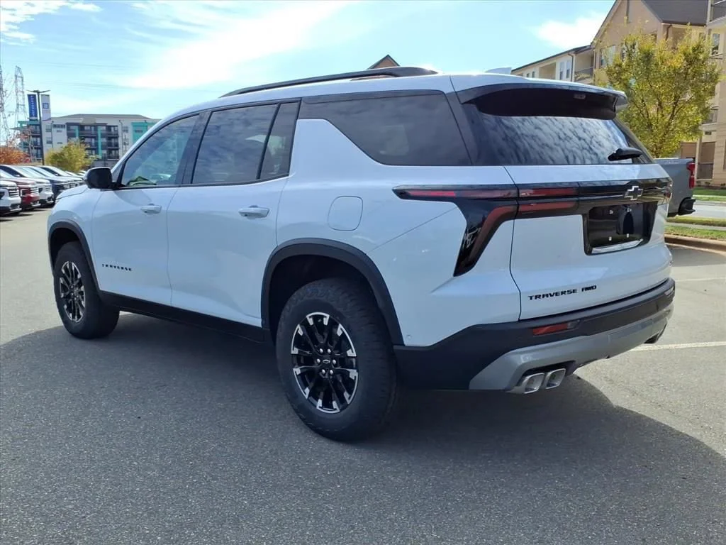 New 2026 Polar White Tricoat Chevrolet Z71 image 28