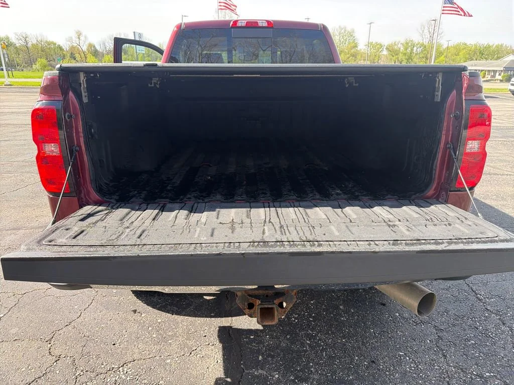 Used 2017 BUTTE RED METALLIC Chevrolet LTZ image 27